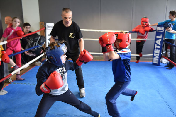 Cours de boxe dans le cadre de la semaine du sport © B. Derbord Salle André Dutel