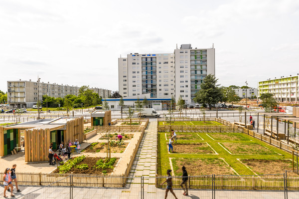 Place Raoul-Auzanneau © A. Giraud

