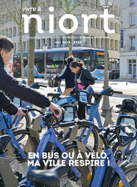 couverture Magazine vivre à niort : Numéro de mai 2023