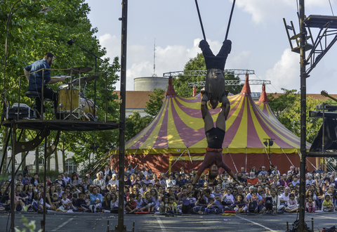 Festival Cirque d'été CIE Avis de tempête spectacle Comme un vertige