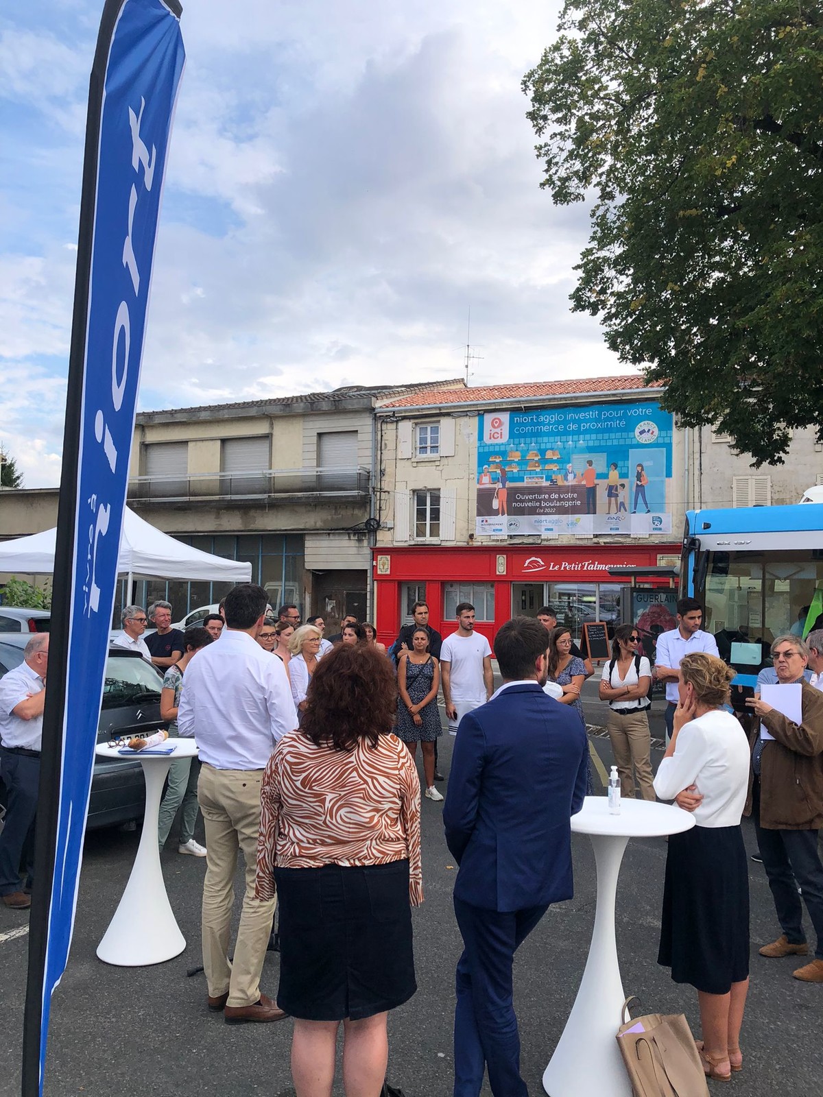 Inauguration de la boulangerie de la rue Pluviault