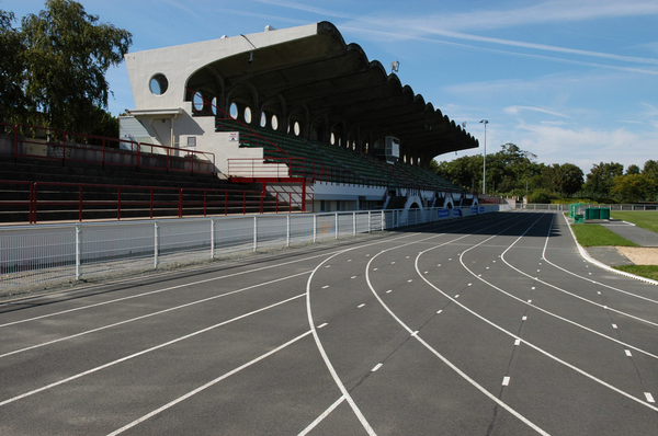 Tribunes du stade Espinassou à Niort