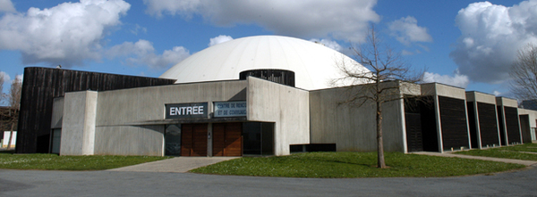 Photo du dôme du parc des expositions de Niort