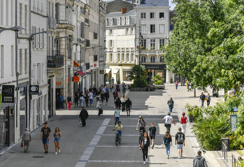 Illustration article : Votez pour le centre-ville commerçant de Niort