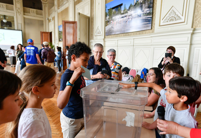 Le CME vote la reconduction de la démarche Mon restau responsable pour la période 2022-2024