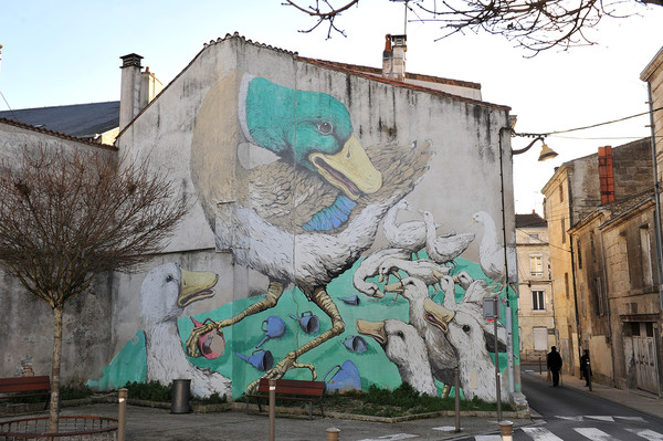 Oeuvre réalisée en octobre 2012 au n°6 de la rue de Bessac pendant la 3e édition du 4e Mur- Crédit Winterlong Galerie