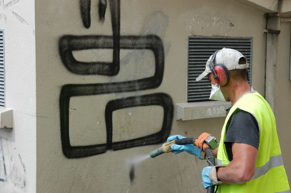 Effacement Tags à Niort