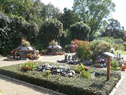 Cimetière de Souché Cimetière de Souché