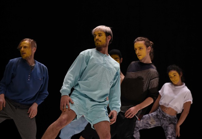 Danse : Brother