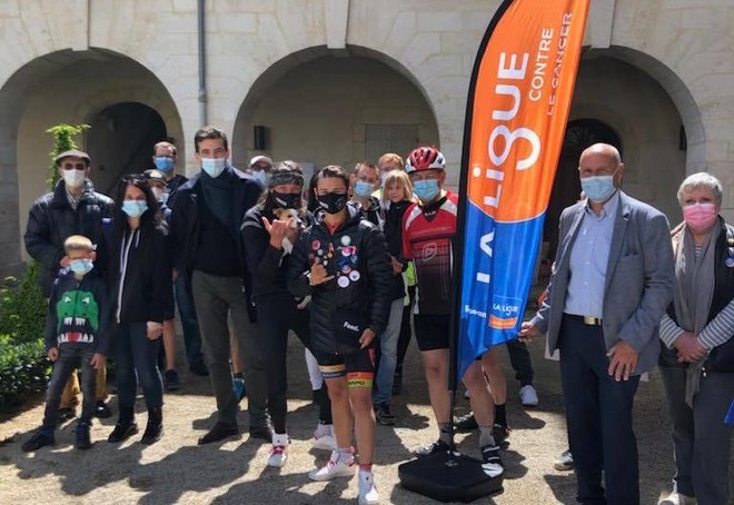 Deux ex-candidats de Pékin Express à vélo contre le cancer