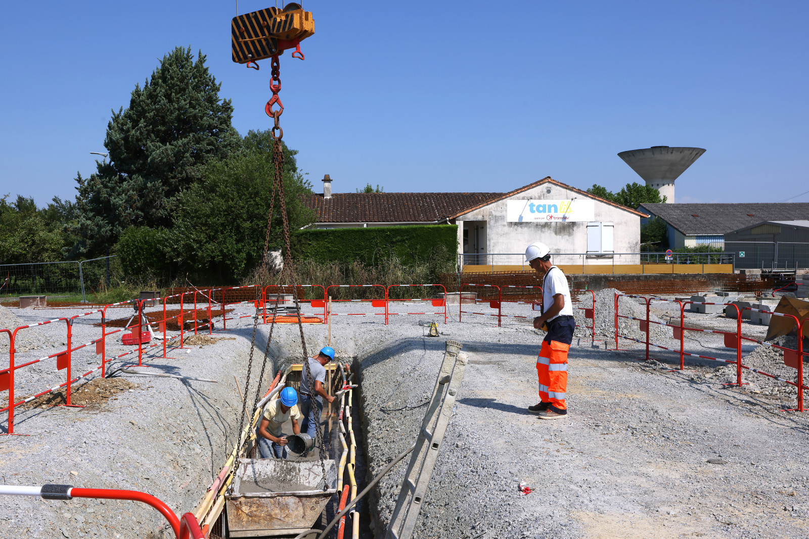  - Agrandir l'image  sur [0], fenêtre modale
