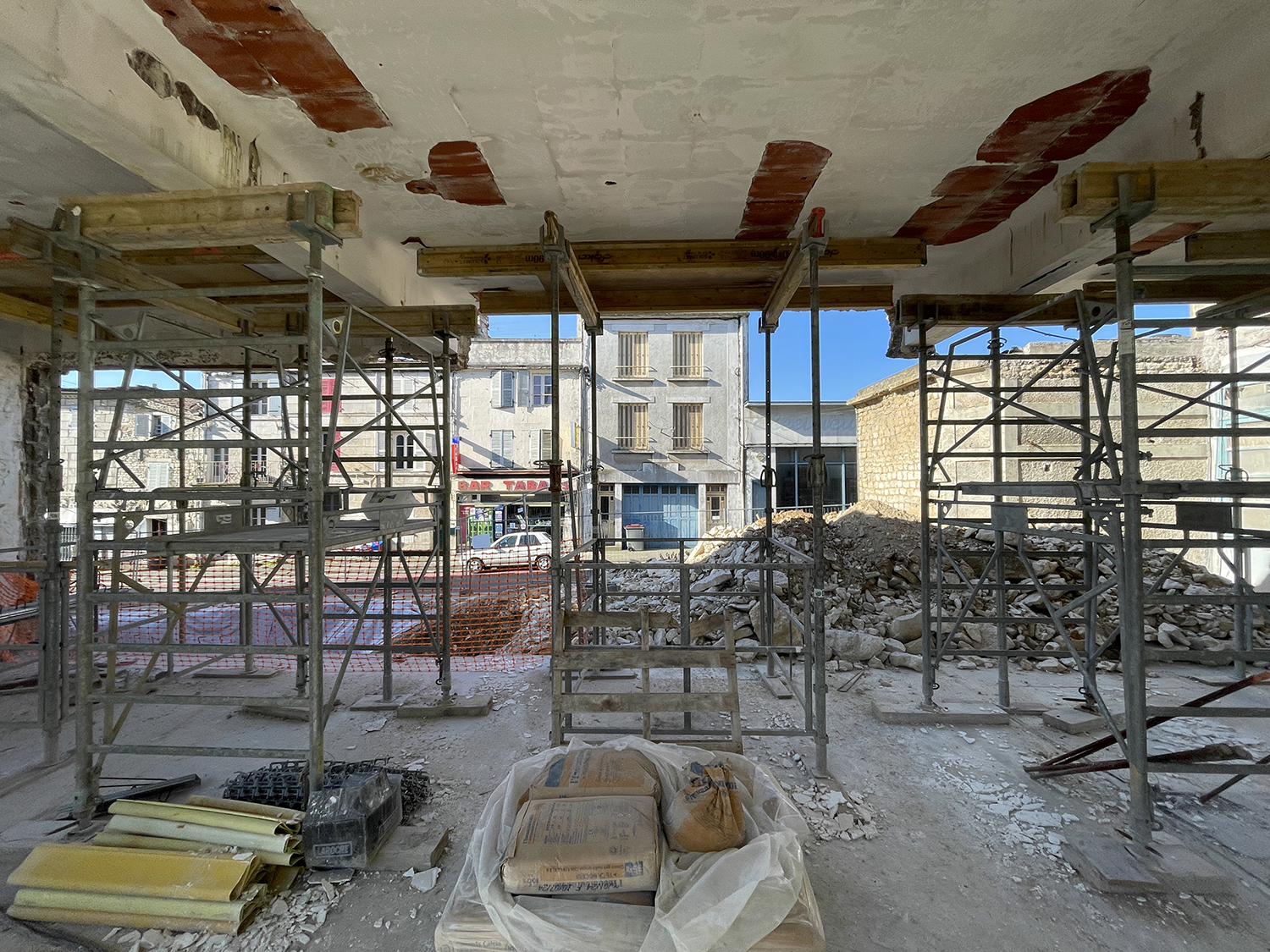  - Agrandir l'image 85 sur [0], fenêtre modale