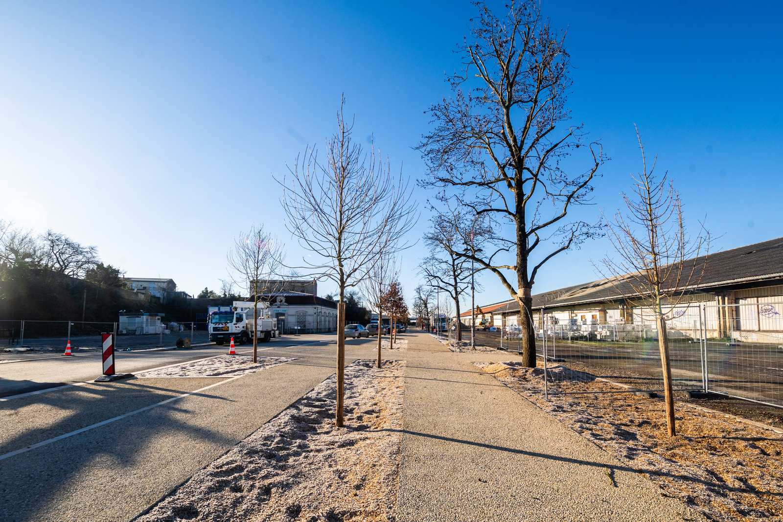 Amenagement de la rue de l'Industrie et du parvis Est - Agrandir l'image 118 sur [0], fenêtre modale