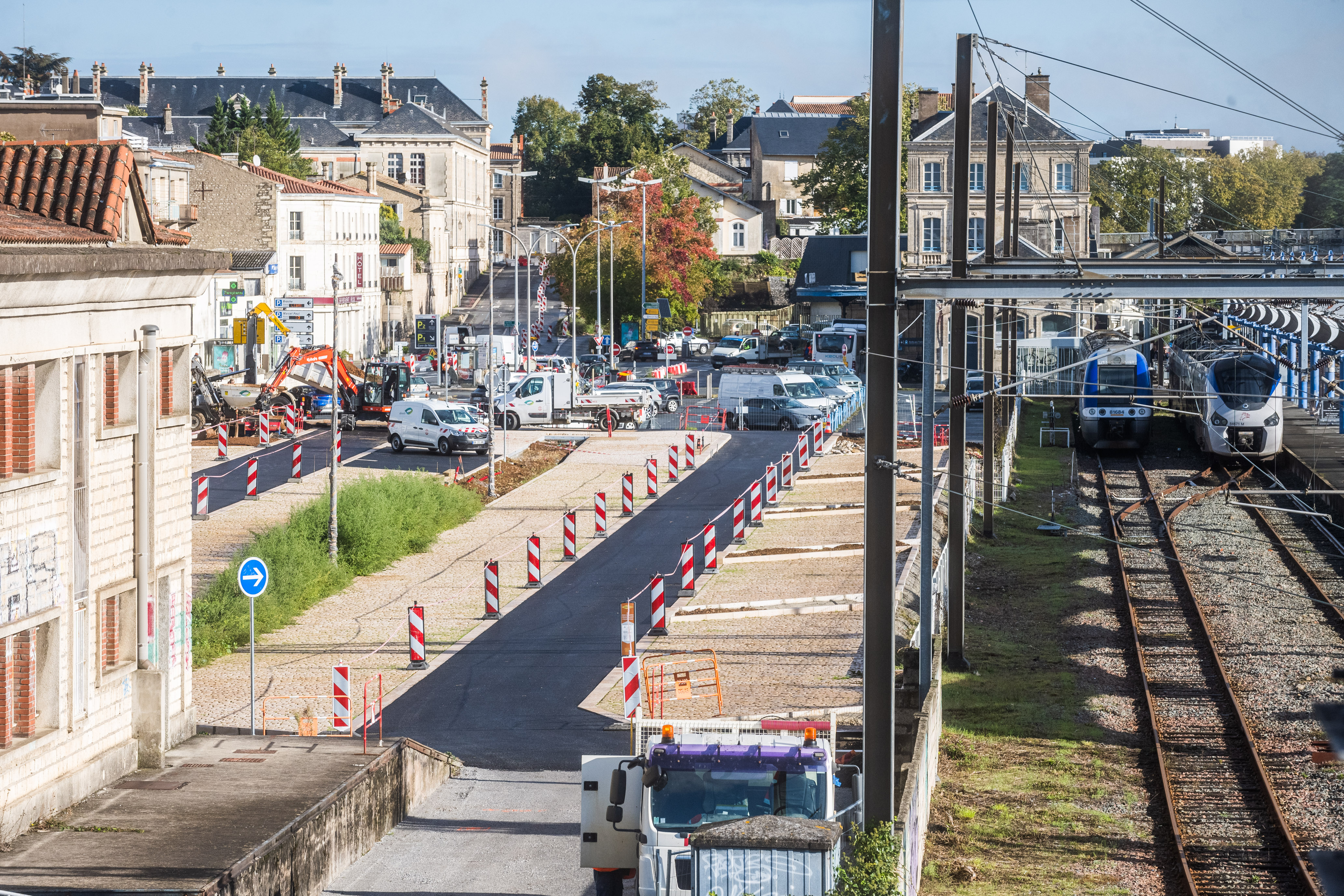 Gare Niort Atlantique : rue Mazagran - Agrandir l'image  sur [0], fenêtre modale