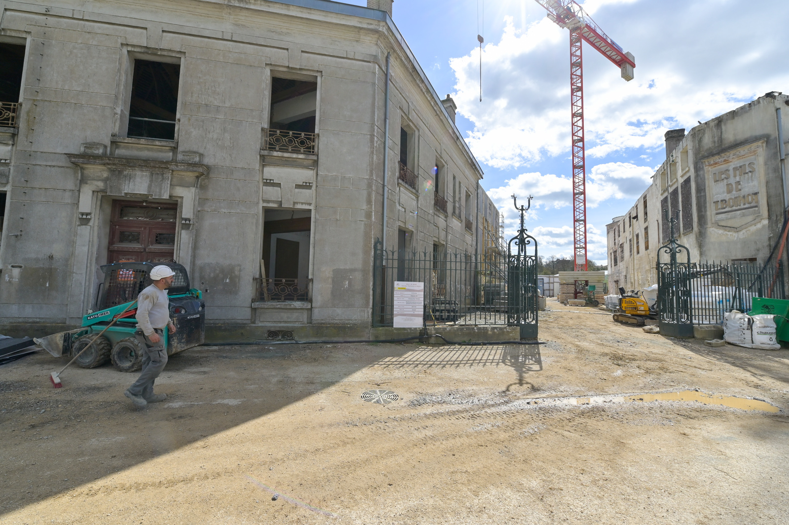 Restauration de la Maison patronale et de la Fabrique - Agrandir l'image 121 sur [0], fenêtre modale