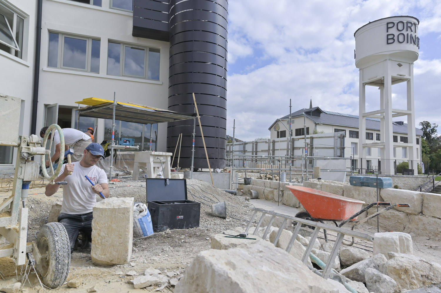 Travaux exterieurs Port Boinot - Agrandir l'image 22 sur [0], fenêtre modale