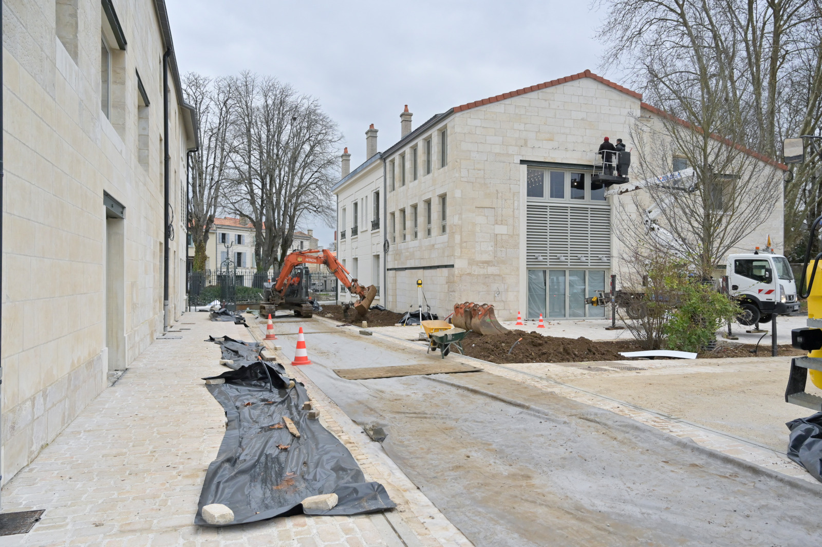  - Agrandir l'image 5 sur [0], fenêtre modale