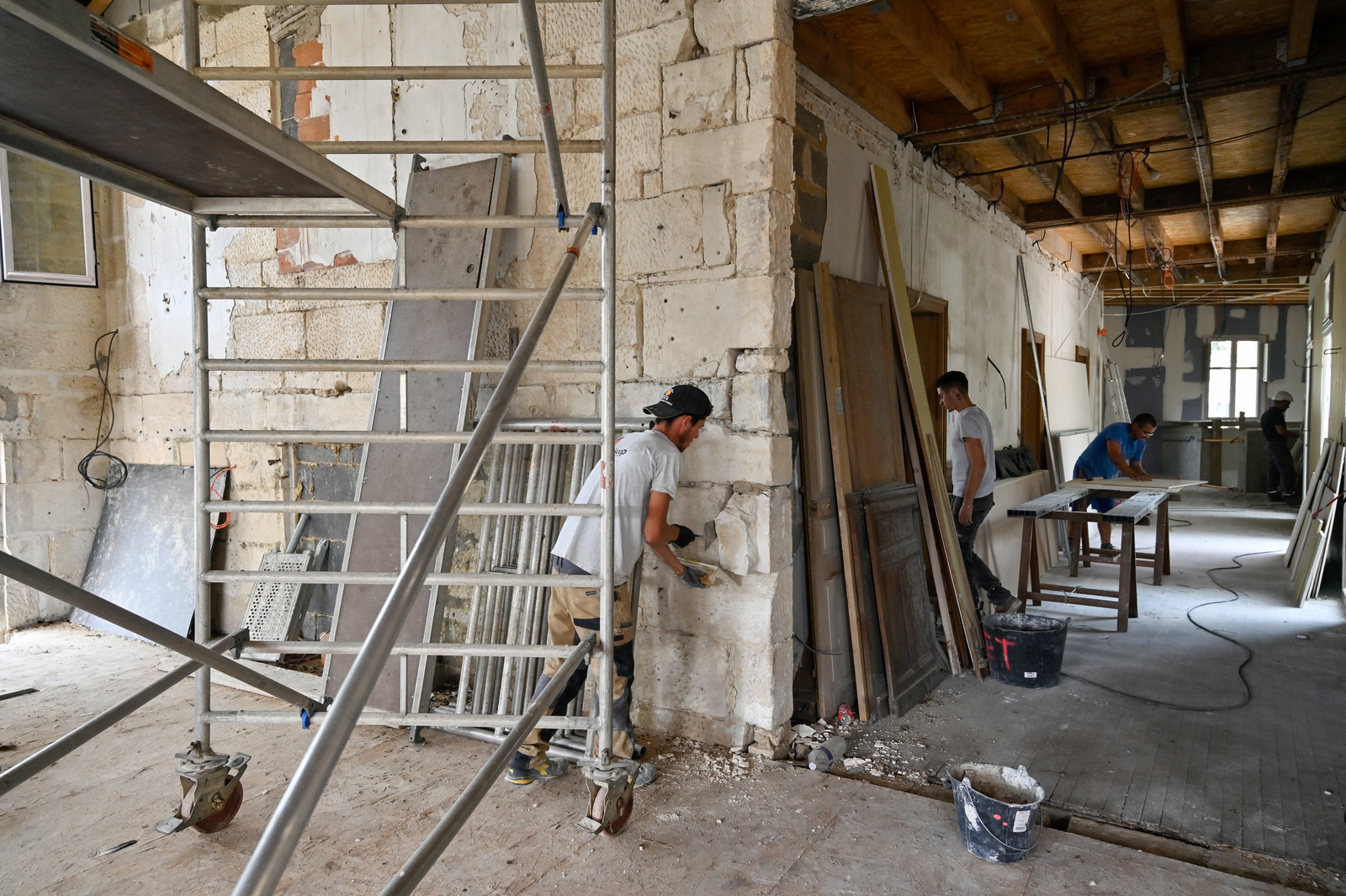 Rehabilitation de la Maison patronale et de la Fabrique a Port Boinot - Agrandir l'image 90 sur [0], fenêtre modale