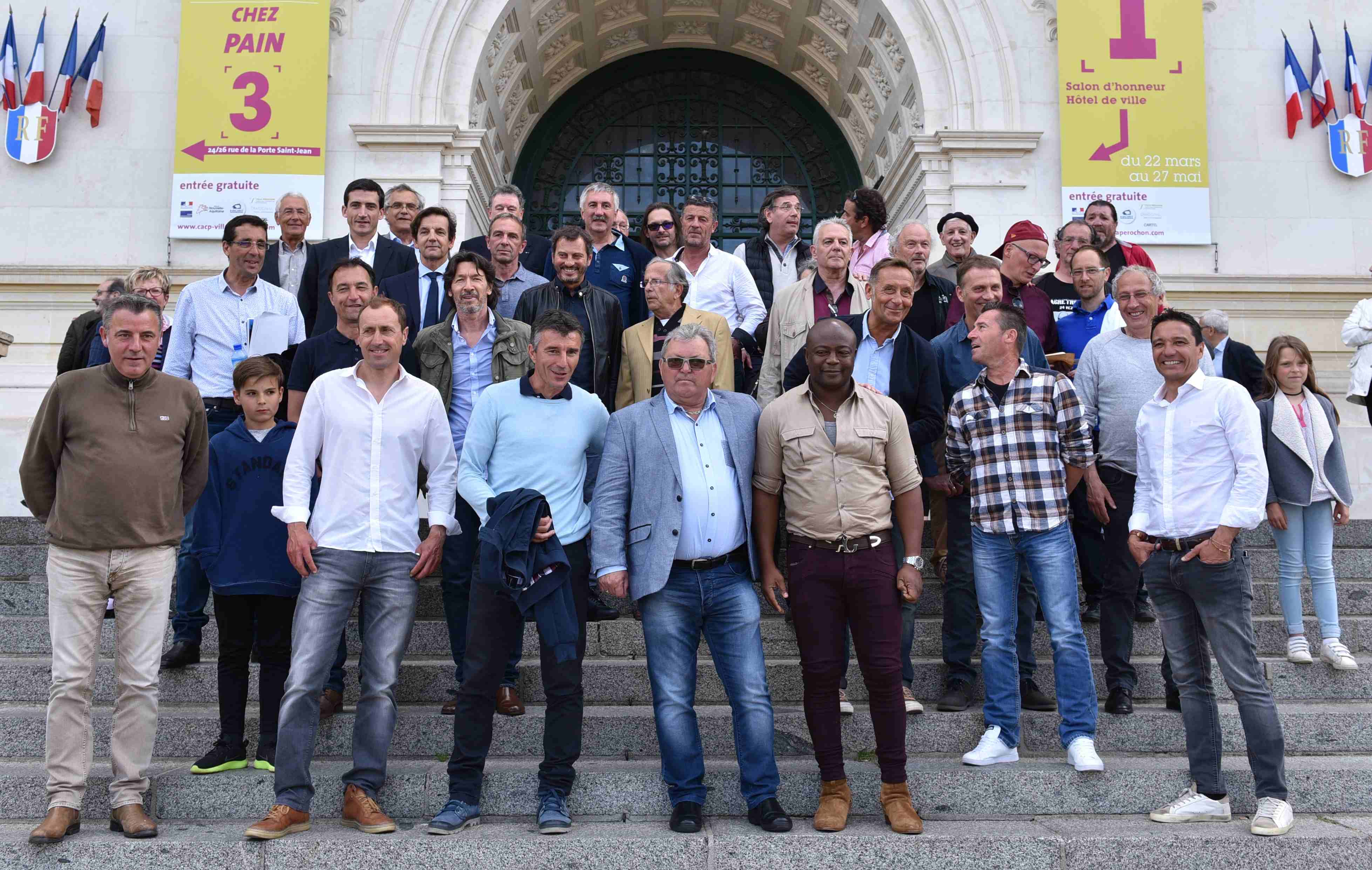 Les anciens chamois reçus à l'Hôtel de Ville de Niort - Agrandir l'image 1 sur [1], fenêtre modale