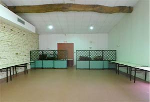 Salle de la place du port