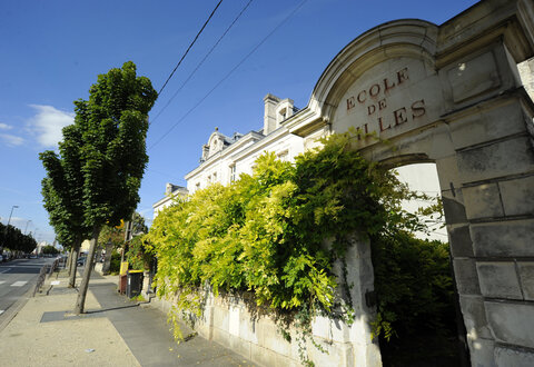 Ancienne école de filles avenue Saint-Jean © Christophe Bernard
