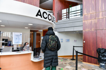 Accueil de l'hôtel administratif