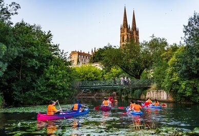 Visite guidee en canoe