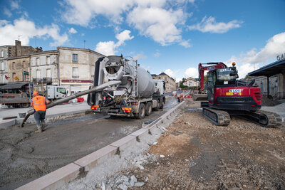  - Agrandir l'image 71 sur [166], fenêtre modale