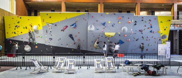 Mur d'escalade de l'Acclameur - Agrandir l'image, fenêtre modale