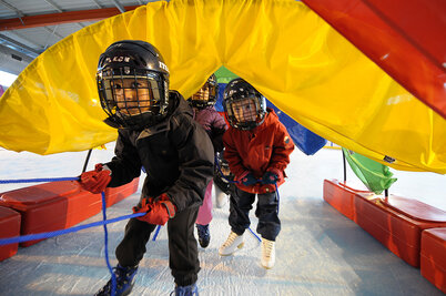 Jeux sur glace pour les petits ©Darri