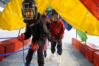Jeux sur glace pour les petits ©Darri