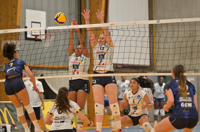 VBP Niort contre Illac Volley Ball a Barbusse Match de volley feminin - VBPN contre St Jean d'Illac