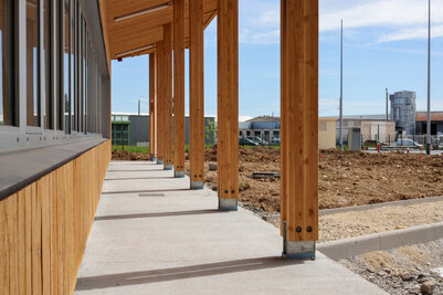  - Agrandir l'image 43 sur [212], fenêtre modale