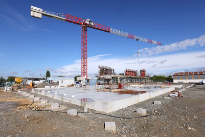  - Agrandir l'image 173 sur [212], fenêtre modale