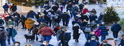 Foule dans la rue Victor Hugo