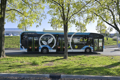 Autobus du réseau TAN portant le marquage « 100 % Biogaz »