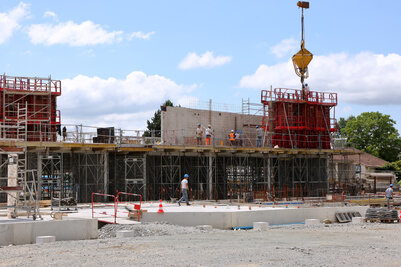  - Agrandir l'image 166 sur [212], fenêtre modale