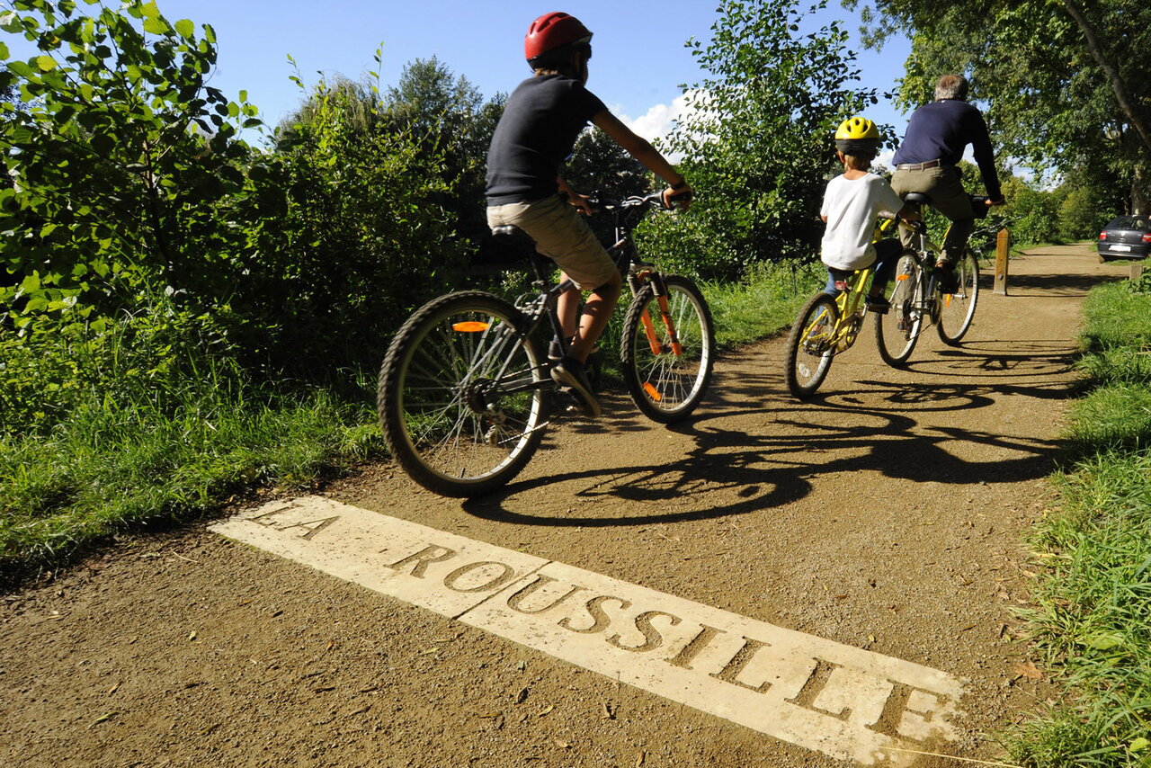 Promenade à la Roussille © Christophe Bernard
