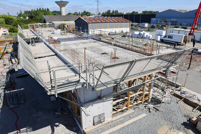  - Agrandir l'image 179 sur [212], fenêtre modale