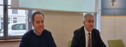 Signature de la convention de recouvrement des recettes en présence de Gérard Lefevre, conseiller municipal délégué aux finances et Eric Bonnemaison, responsable du service de gestion comptable de Niort.