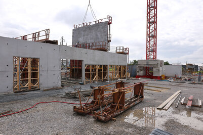  - Agrandir l'image 193 sur [212], fenêtre modale