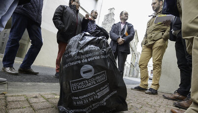 Expérimentation de la collecte en sacs colline Saint-André à Niort ©Darri Expérimentation de la collecte en sacs colline Saint-André à Niort ©Darri