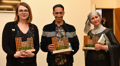 Les lauréats des trophées des quartiers 2017 : Camille Robin, Mustapha Mihraje, Mariem Yahiaoui © BDerbord Les lauréats des trophées des quartiers 2017 : Camille Robin, Mustapha Mihraje, Mariem Yahiaoui © BDerbord