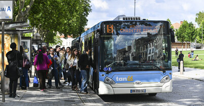 Bus TAN dans la ville de Niort