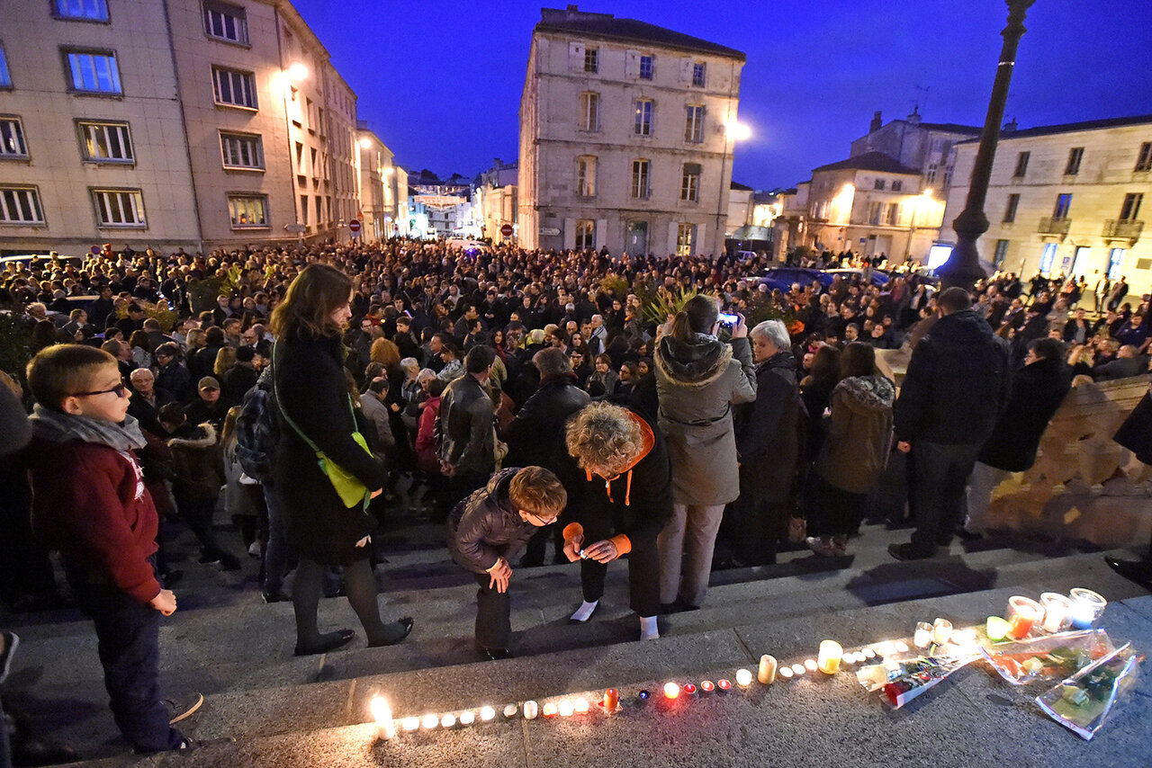 Rassemblement suite aux attentats du 13 novembre 2015 © C. Bernard