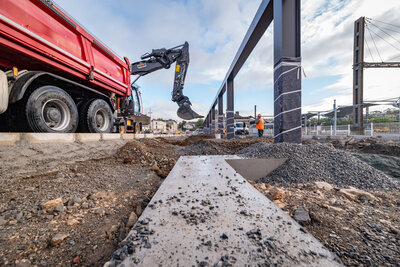  - Agrandir l'image 73 sur [166], fenêtre modale