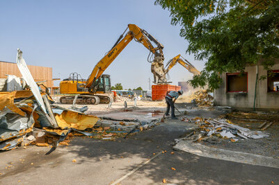  - Agrandir l'image 6 sur [212], fenêtre modale